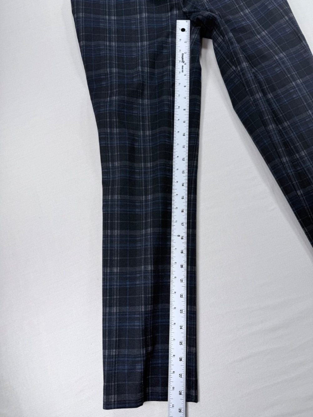 Katherine Barclay Montreal Plaid Slim Ankle Pants 6 - Picture 3 of 7